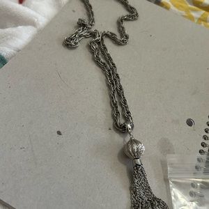 Women’s vintage necklace